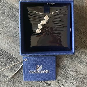NWT Swarovski Crystal Pendant Necklace